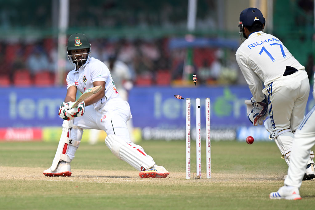 India vs Bangladesh 2nd Cricket Test Live Updates, Bangladesh loss 8 wickets, India aims victory