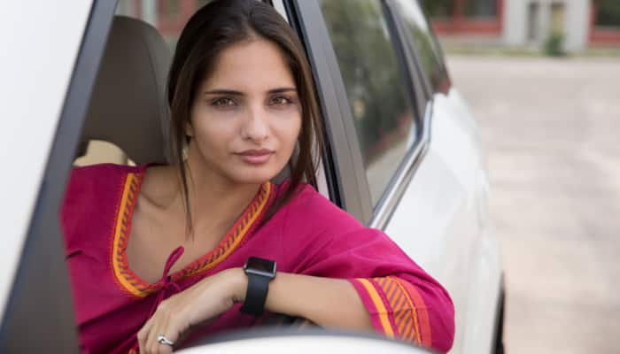 Is automatic or manual car better for women to drive?