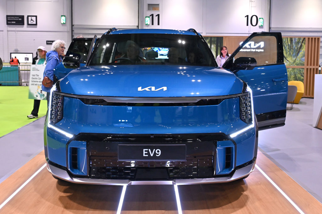 Kia EV9 electric SUV launched with 561 km range