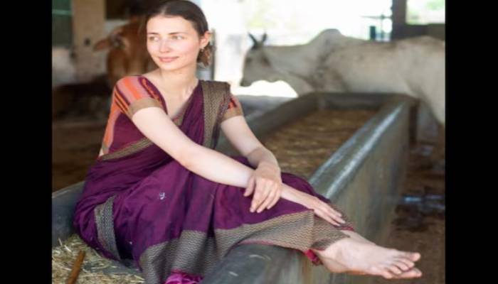 Seema Ladhka Devidasi Russian woman who living in Vrindavan about living in india 