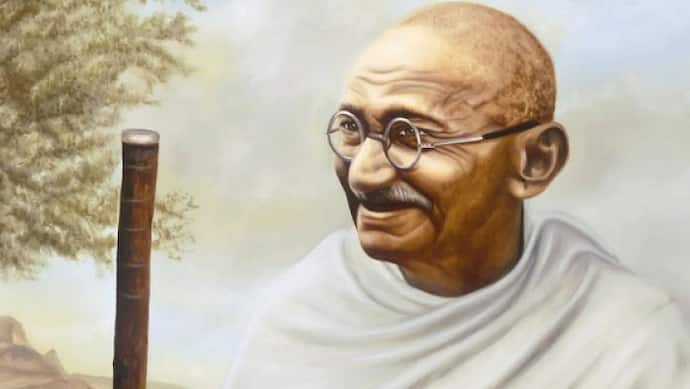 which film mahatma gandhi watched first in theater