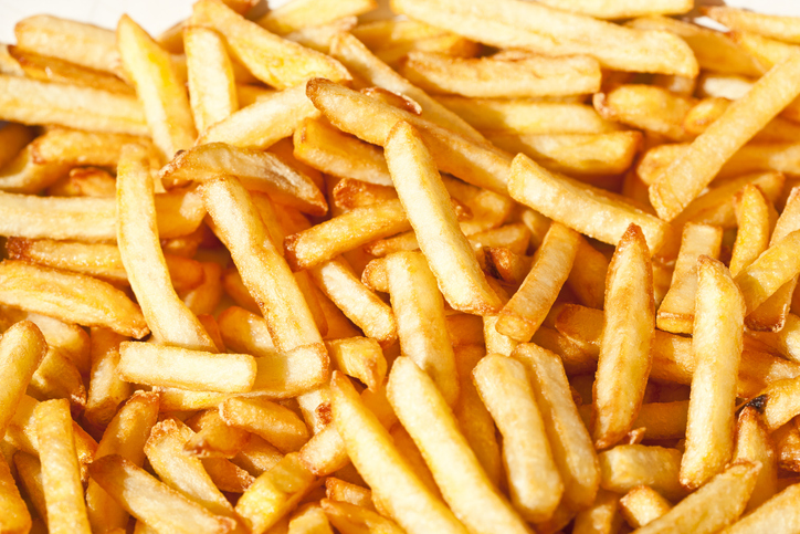 SHOCKING Eating French fries equals smoking 25 cigarettes daily, warns cardiologist snt