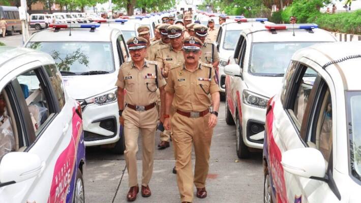 mumbai police commissioner