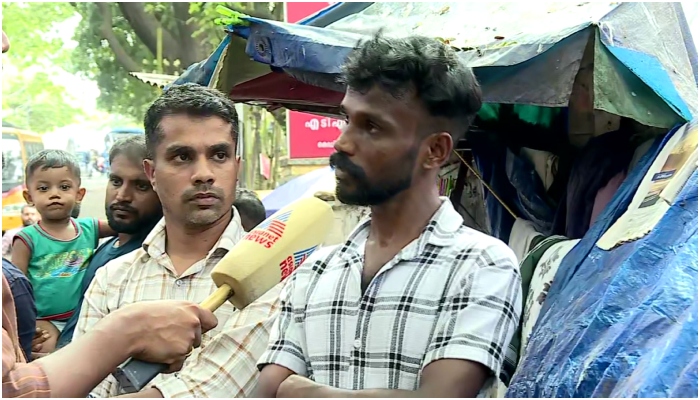 Three years old boy injured after falling in anganwadi at kannur family against anganwadi  workers