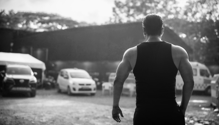 Sajid Nadiadwala shares first glimpse of salman khan from kick 2 photoshoot