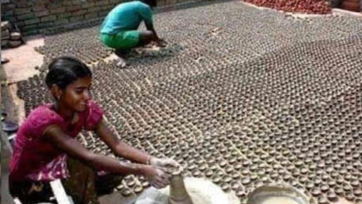 Ayodhya Diwali brings prosperity to potters AKP