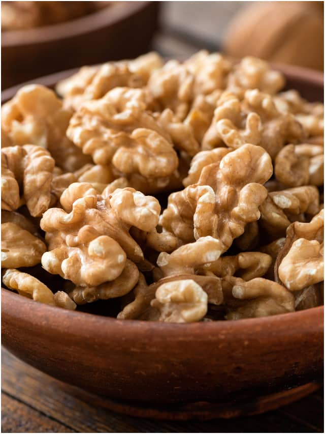 reasons for eat soaked walnuts daily