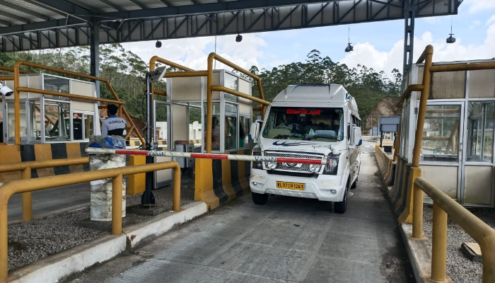 First toll Plaza in Idukki  has started operations