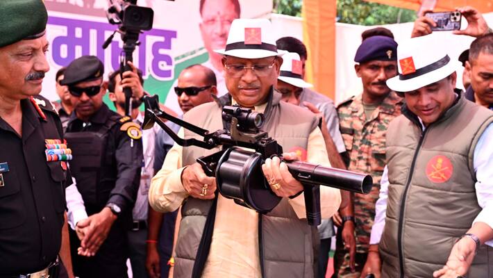 Vishnu-Deo-Sai-inaugurated-the-grand-armed-military-ceremony