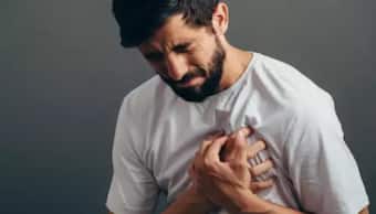 Water intake for heart patients: Is excessive hydration risky?