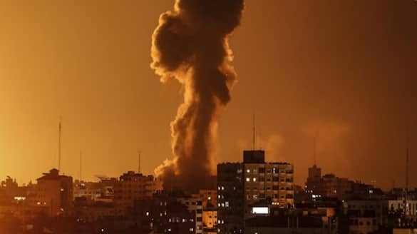 Israel Strikes Mosque in Gaza: 18 dead, escalating tensions in Middle East RBA