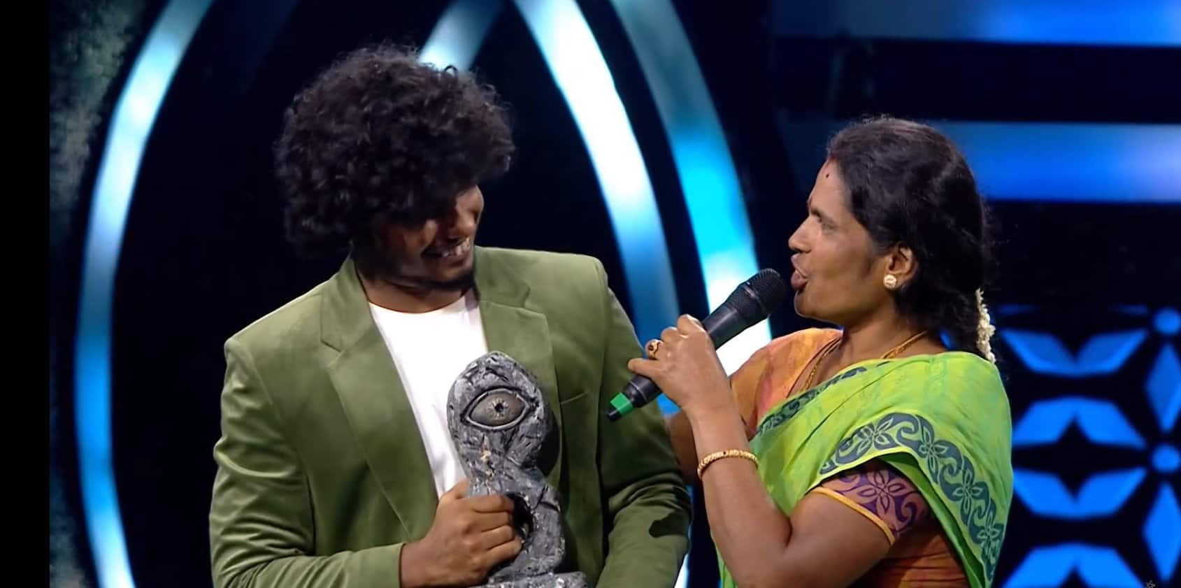 Bigg Boss Tamil Season 8 :களிமண்ணாக கெடந்தவன செதுக்கிட்டாங்க– முத்துக்குமரனின் பேச்சால் மெய்மறந்த VJS!