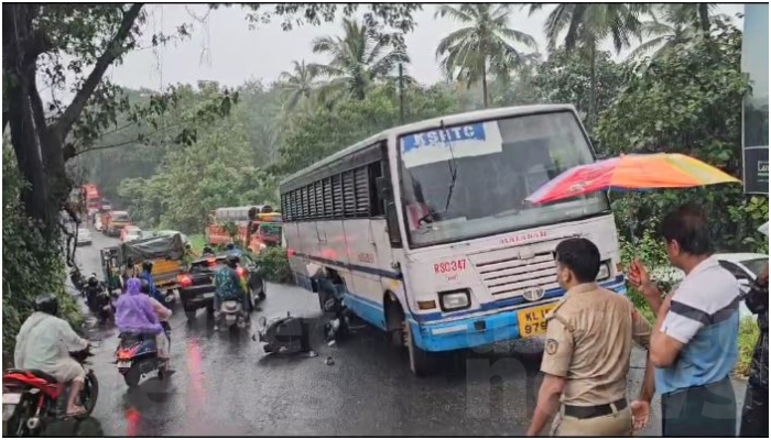 KSRTC bus Accident scooter passenger injured in kozhikode