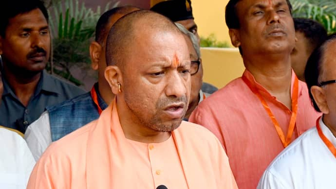 Yogi-Adityanath-convenes-meeting-with-senior-officials-ahead-of-festivals-issuing-crucial-directives