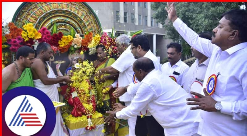 Cheluva Chamarajanagar dasara mahotsav by Minister K. Venkatesh rav