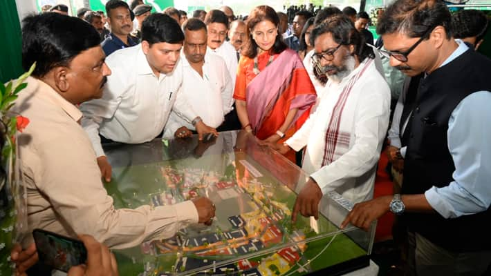 Hemant Soren Lays Foundation Stone for Apollo Multi Specialty Hospital in Ranchi 