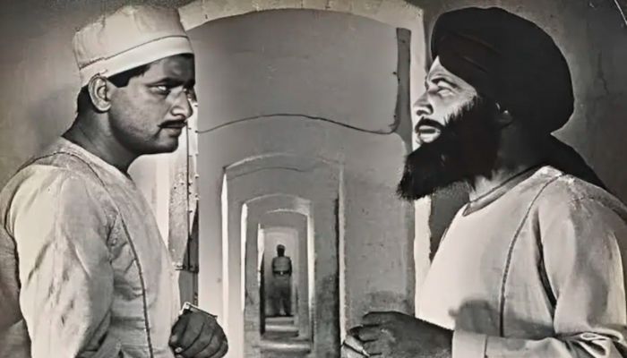 Manoj Kumar had made the film Shaheed on the advice of the Prime Minister mrq