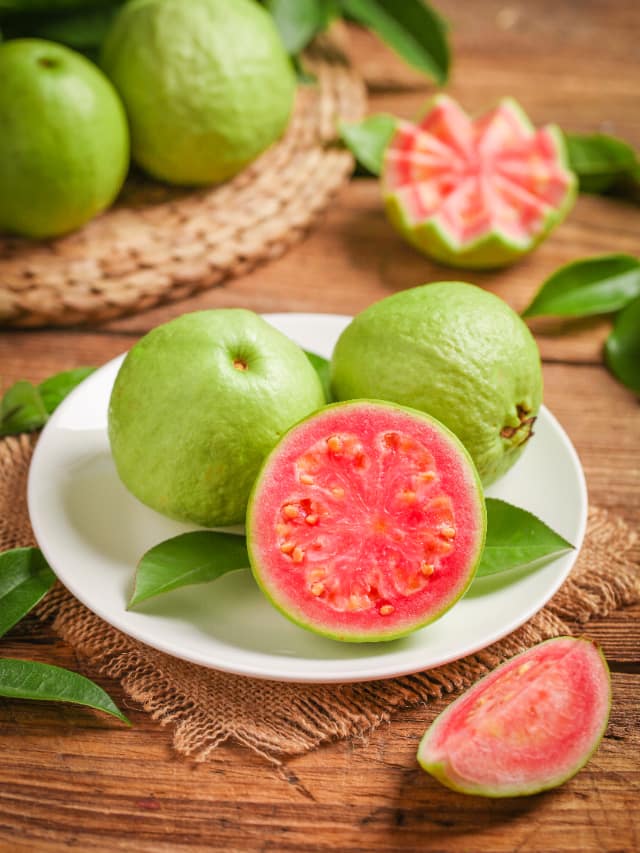 Say Goodbye to Belly Fat with These Super Fruits