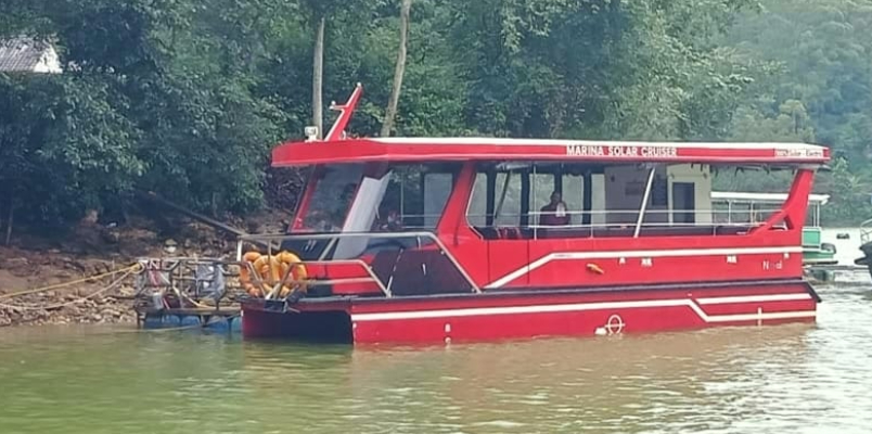 Solar Battery operated boat begins service at idukki Mattupetty hydel tourism centre