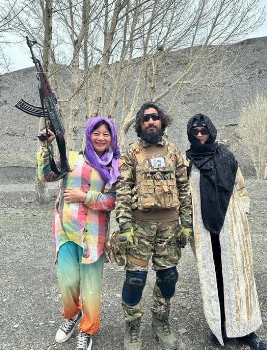 Chinese tourists pose with guns along with Taliban during Afghanistan visit; viral pics leave netizens stunned shk