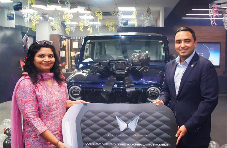 Aakash Minda become the first owner of Mahindra Thar Roxx spend 1.31 crore auction