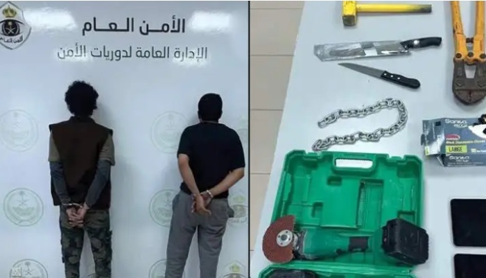 two foreigners arrested for breaking a shop open and stealing valuables