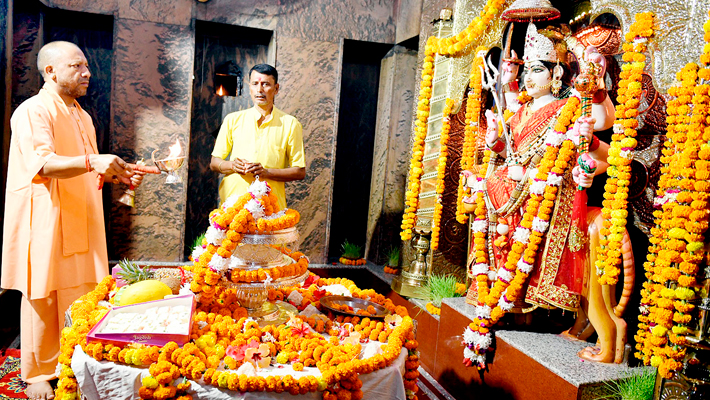 CM Yogi Adityanath offers prayers at Devipatan Temple in Balrampur, feeds cows AKP