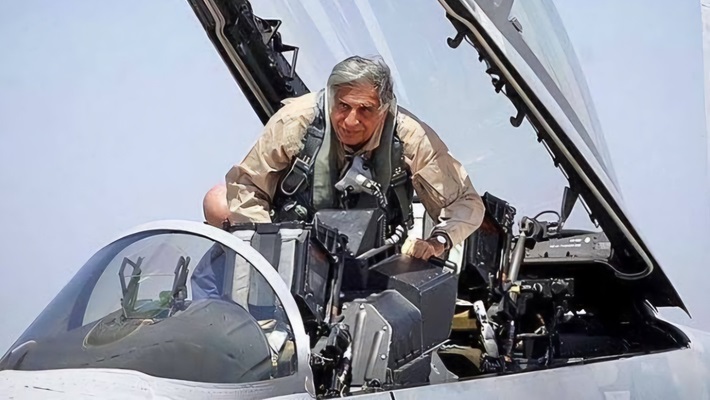 Interesting story of Ratan Tata made history by flying an F-16 fighter jet at the age of 69