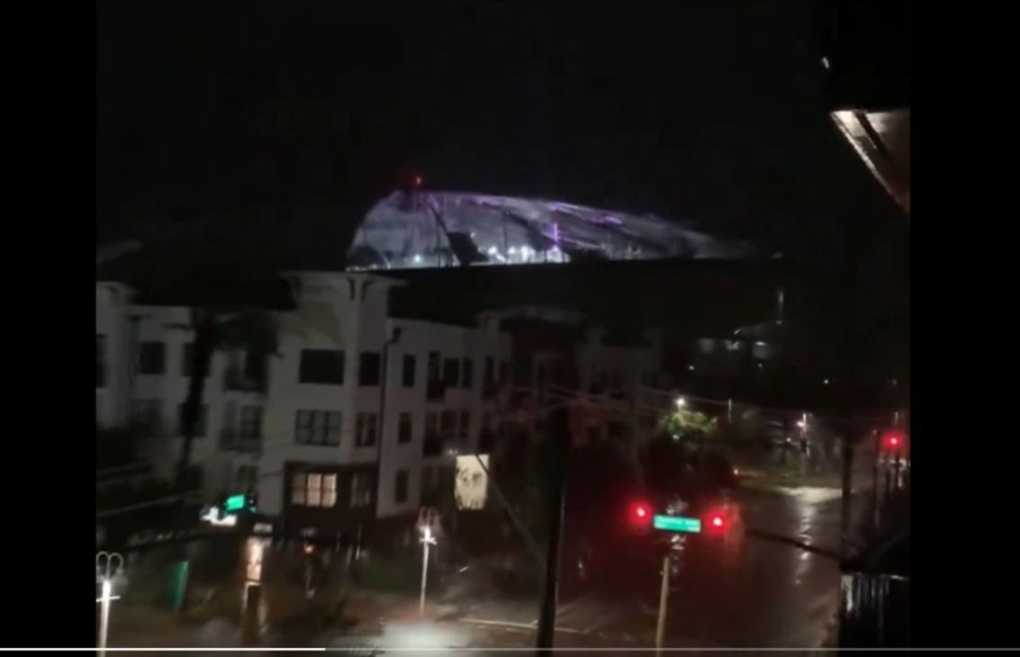 Dramatic video shows Tropicana Field roof torn off amid strong winds as Hurricane Milton wreaks havoc (WATCH) shk