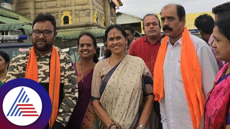 Mysuru dasara 2024 Union Minister Shobha Karandlaje visited Chamundeshwari temple rav