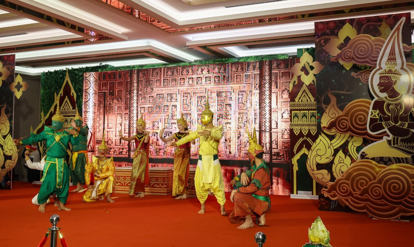 PM Modi who was in Laos to attend the ASEAN-India and East Asia Summit, enjoyed an excerpt from the Lao Ramayana rsk