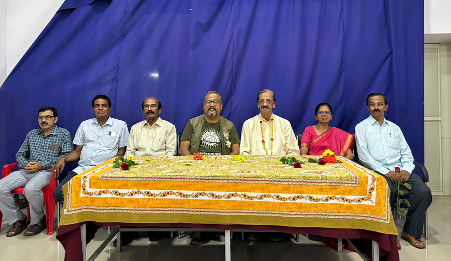 Prof HR Shankaranarayan elected president Dr S Nagamani as vice president of Shivamogga Karnataka Association gvd