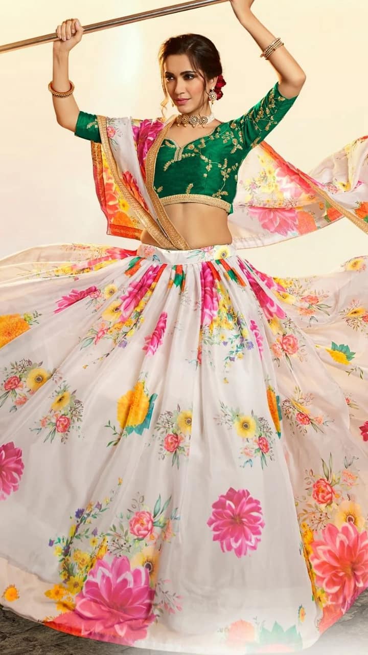 Trending Organza Lehenga to add in your wardrobe for 2024