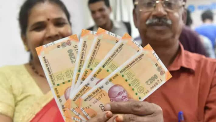 RBI has clarified whether the 200 rupee note is being withdrawn vel