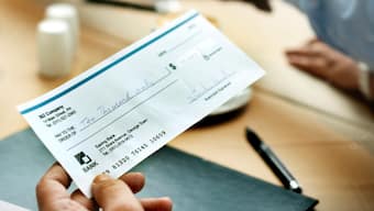 Cheque Book New Rules చెక్ బుక్ పై ఛార్జీల మోత.. ఇదేం బాదుడు మావా..?