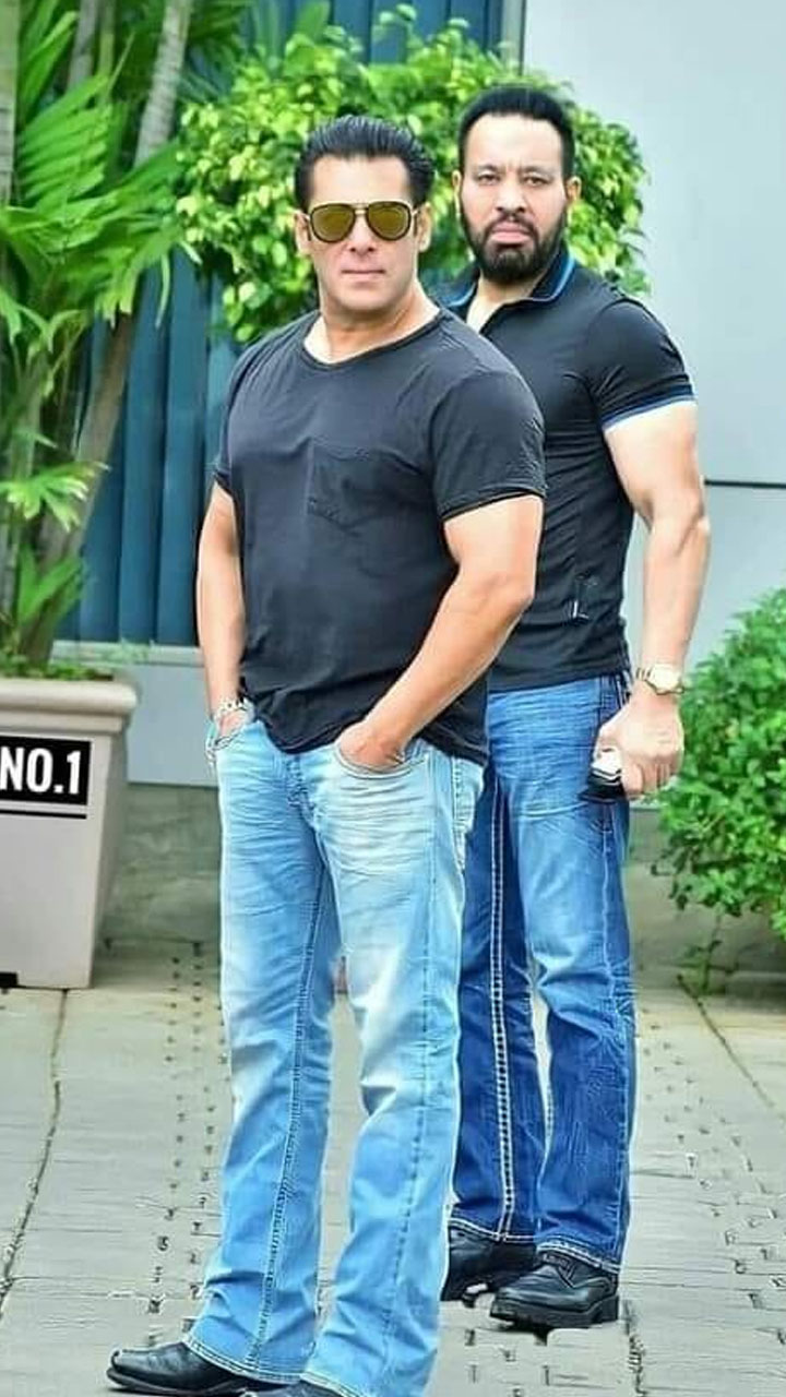 Shera has been Salman Khan's bodyguard for 25 years.