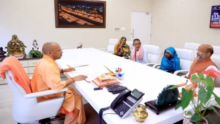 Ram Gopal Mishra's family met CM Yogi