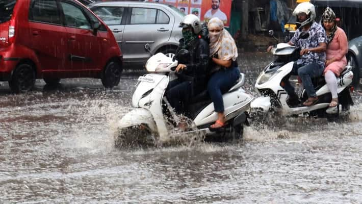 heavy rain in bangalore tvk