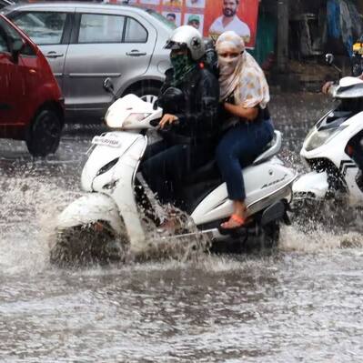 Rain Alert : తీరందాటిన వాయుగుండం ... ఈ ఆంధ్ర ప్రదేశ్ జిల్లాల్లో కుండపోత తప్పదా?