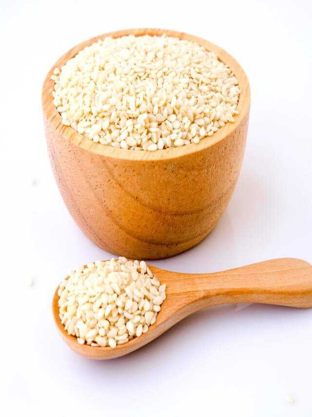 white-sesame-benefits strengthens-bones-and-ight-diseases