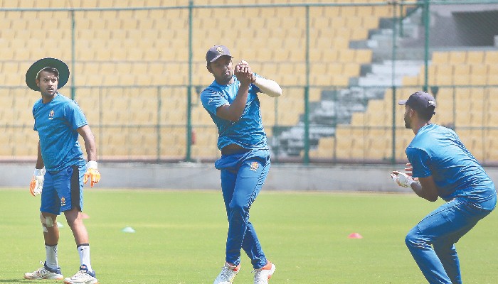 Ranji Trophy Karnataka take on Bengal Challenge in Bengaluru kvn