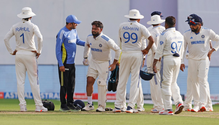 cricket Rishabh Pant Injury Update: Ruled Out of Wicketkeeping, Jurel Replaces Him scr