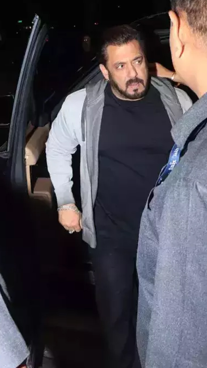 ಸಲ್ಮಾನ್ ಹತ್ಯೆಗೆ 25 ಲಕ್ಷ ಡೀಲ್ ಕುದಿರಿಸಿದ್ದ ಬಿಷ್ಣೋಯಿ? ಪಾಕ್ನಿಂದ ಬರಲಿದ್ದವು ಎಕೆ-47, ಎಕೆ-92, ಎಂ 16 ಗನ್!