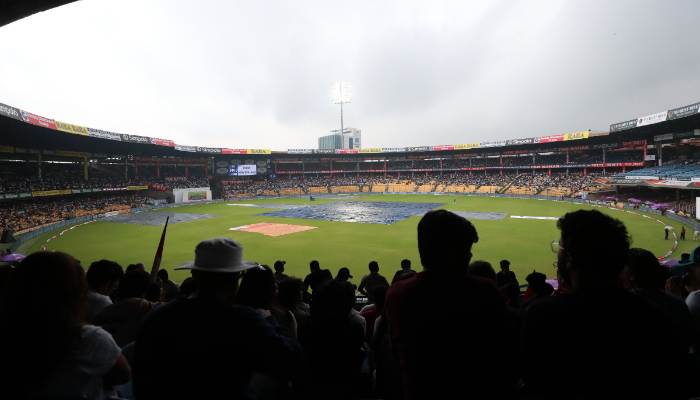 cricket India vs New Zealand First Test: Rain Delays Play on Day 4 in Bengaluru scr