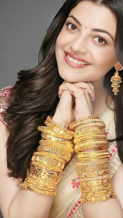 Easy hacks to wear tight bangles