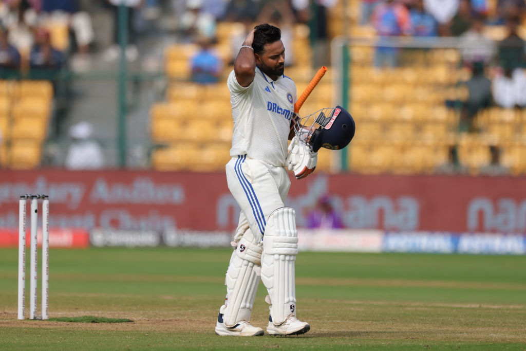 Not once, twice, it's 7 time Rishabh Pant Dismissed in 90s