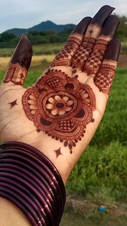 Get Jet Black Mehndi: 5 Tips