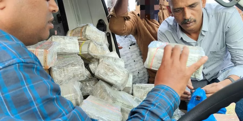 Police seized 2.7 crore rupees from truck cabin in Karnataka 