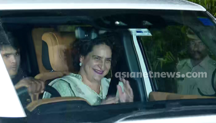 Wayanad Byelection 2024 Priyanka Gandhi Vadra reached Wayanad 