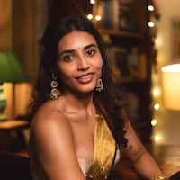 Sapthami Gowda shines in saree photoshoot; Fans react